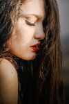 Justine - Photographe professionnel Mariage en Dordogne spcialis dans les portraits naturels et spontans;